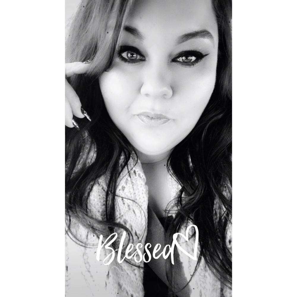 Meet your Posher, Carissa